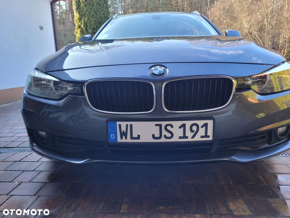 BMW Seria 3 320d Edition M Sport Shadow - 17