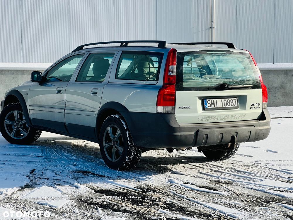 Volvo XC 70 AWD Momentum - 10