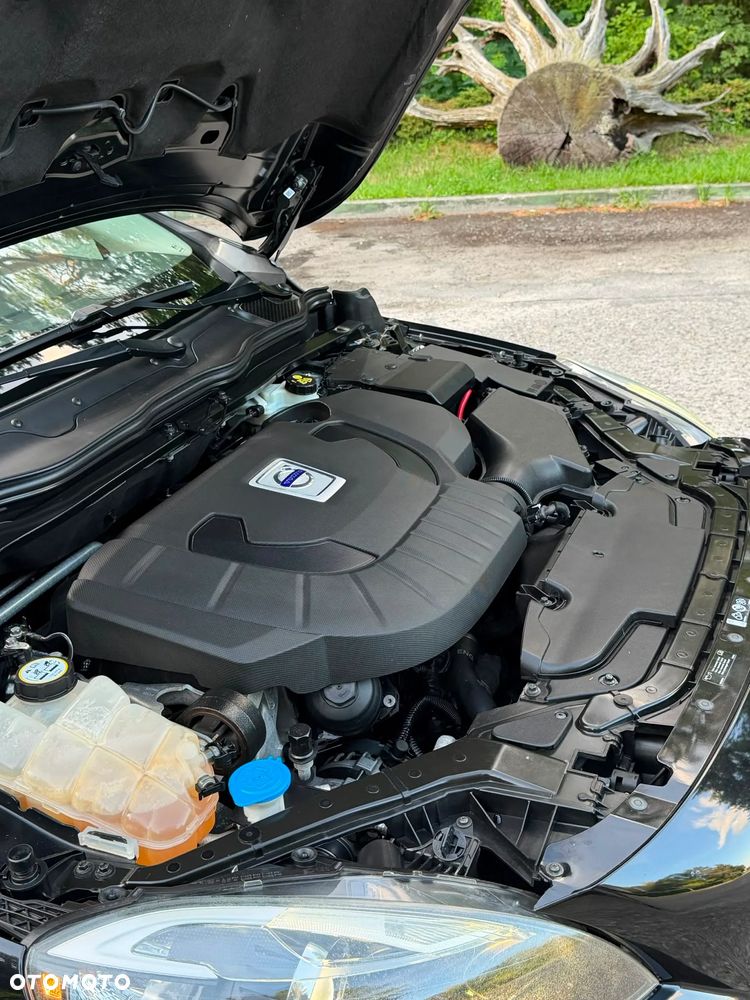 Volvo V40 Cross Country - 38
