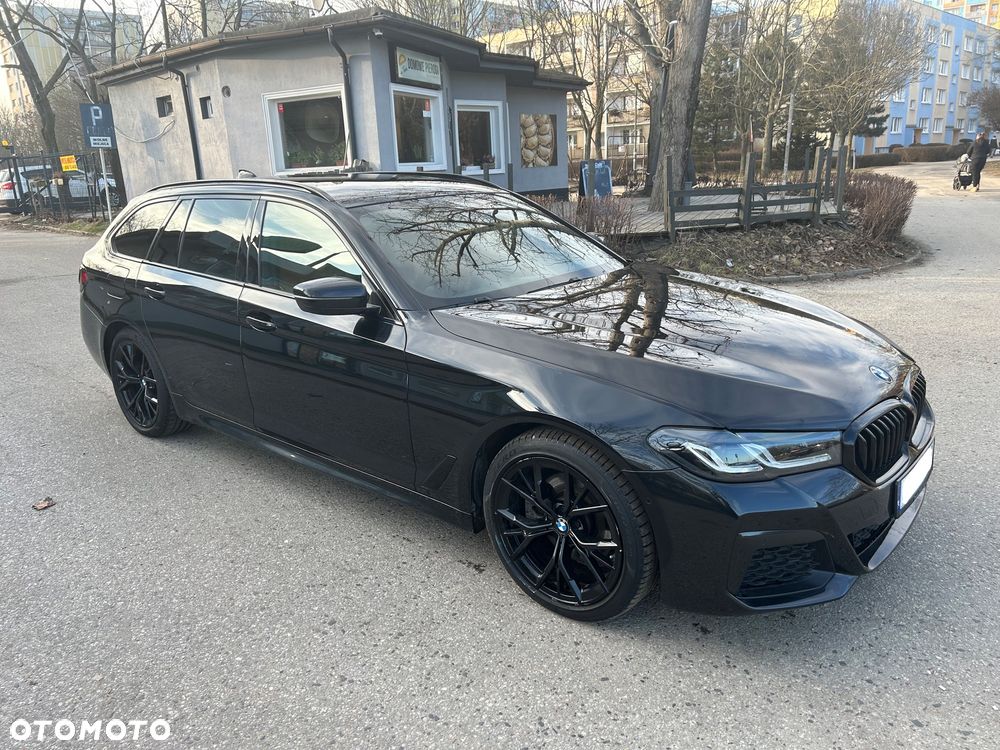 BMW Seria 5 520d xDrive M Sport sport