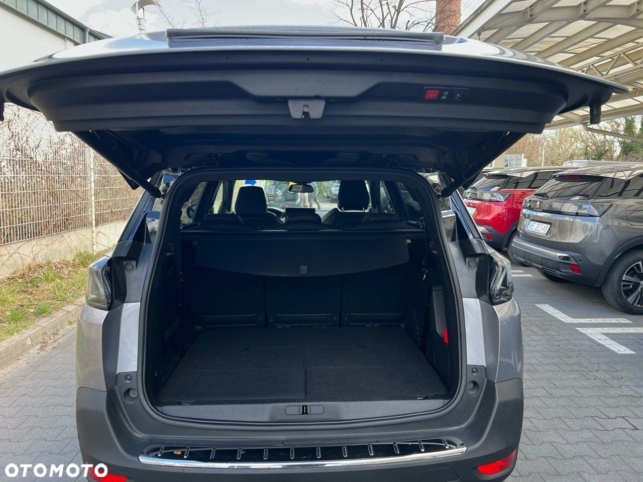 Peugeot 5008 1.5 BlueHDi Allure Pack S&S EAT8 - 6