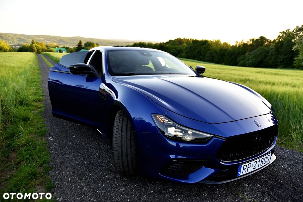 Maserati Ghibli S Modena - 8
