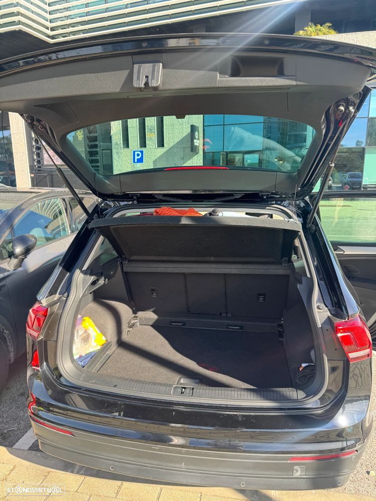 VW Tiguan 2.0 TDI Confortline - 14
