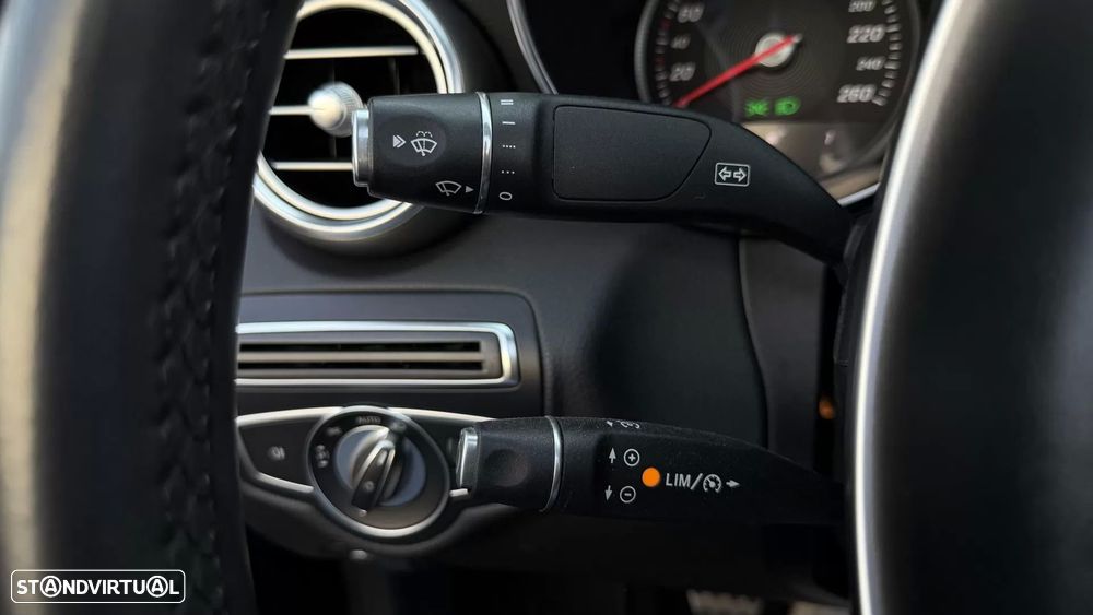 Mercedes-Benz C 180 Cabrio AMG Line - 15