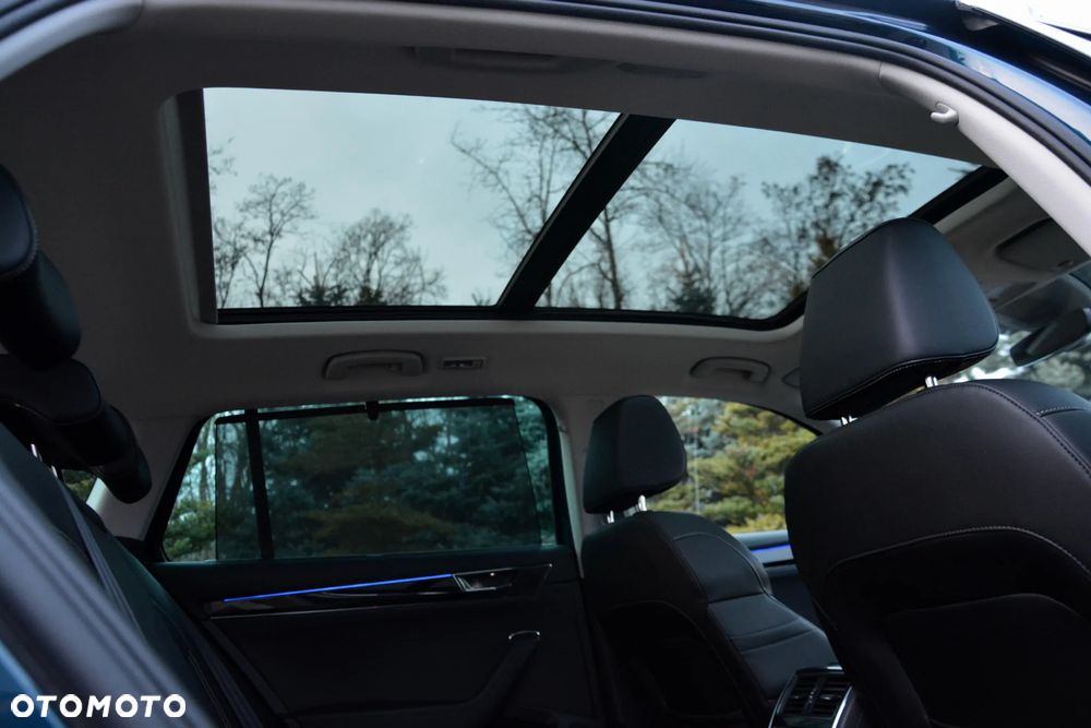 Skoda Superb 2.0 TDI DSG L&K - 21