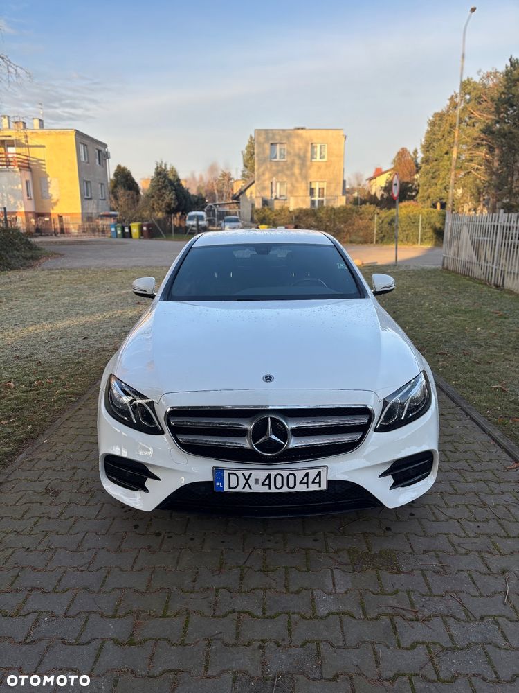 Mercedes-Benz Klasa E 300 9G-TRONIC - 3