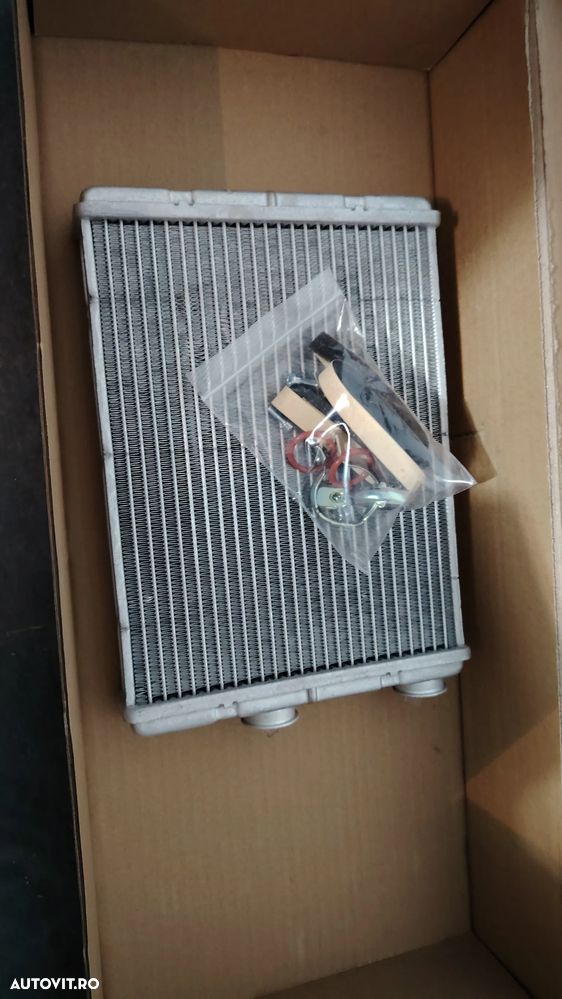 RADIATOR HABITACLU CABSTAR/NT400/MAXITY 27140MA00A 5001875621 - 10