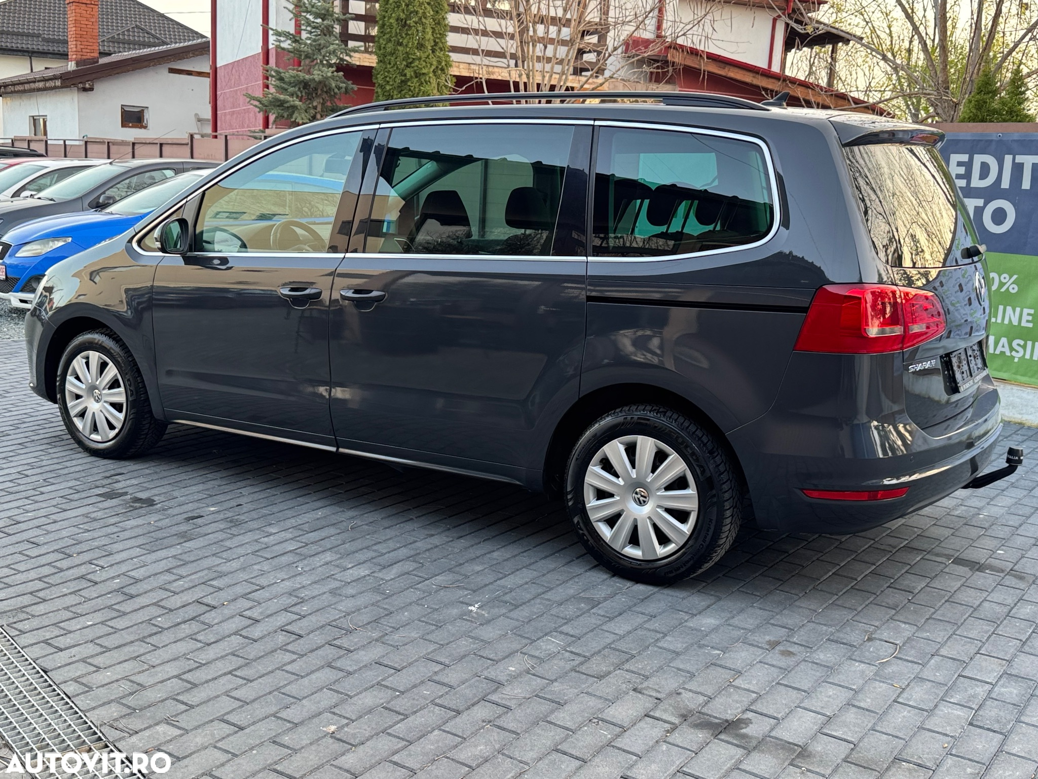 Volkswagen Sharan 2.0 TDI BlueMotion Technology Life - 16