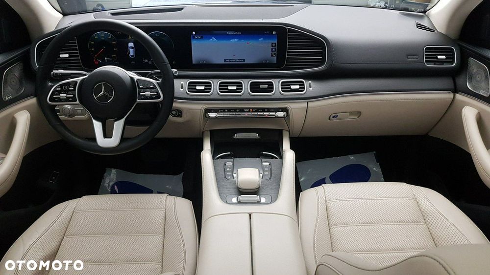 Mercedes-Benz GLE - 13