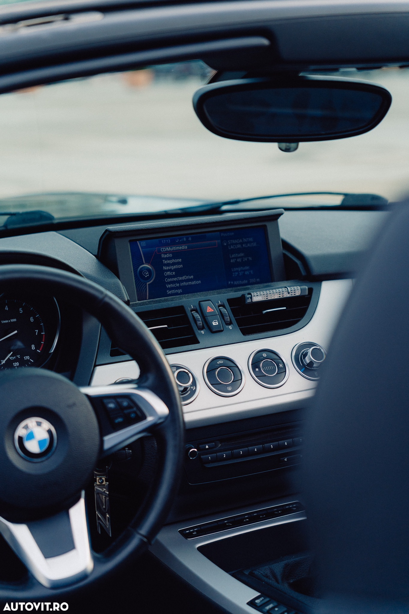 BMW Z4 sDrive28i - 14