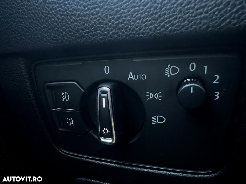 VOLKSWAGEN Passat 2015 — imagine 41
