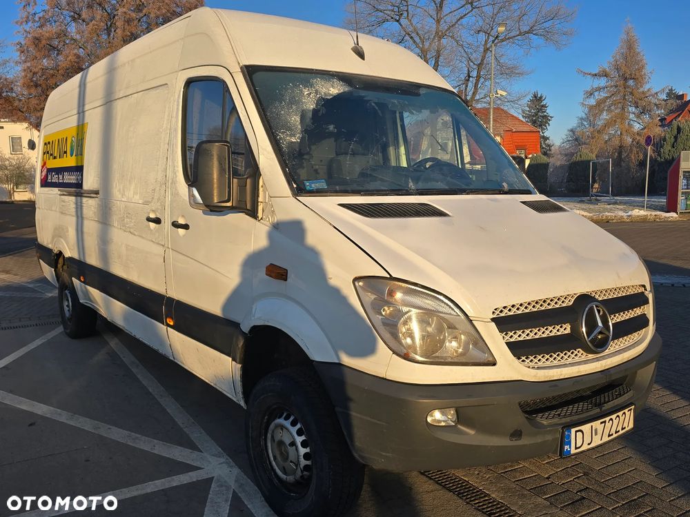 Mercedes-Benz Sprinter - 1