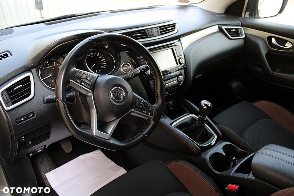 Nissan Qashqai 1.3 DIG-T N-Connecta - 13