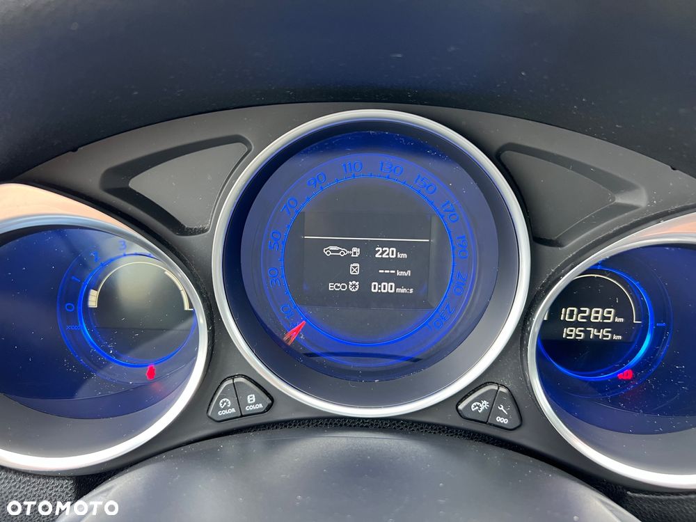 Citroën DS4 e-HDi 115 SoChic - 34