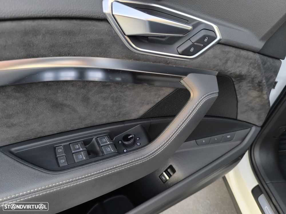 Audi e-tron 50 quattro S line - 21