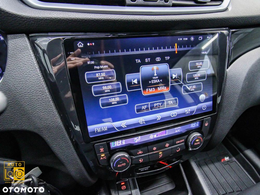 Nissan Qashqai 1.2 DIG-T N-Connecta EU6 - 20