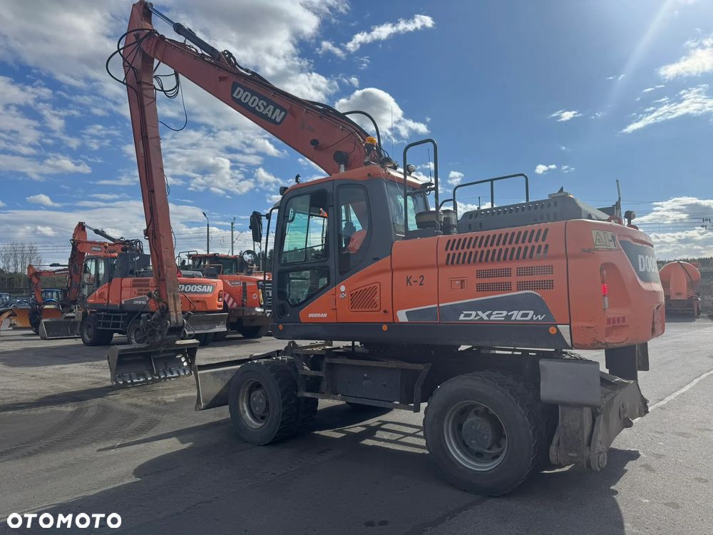 Doosan DX210W - 1