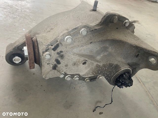 RANGE ROVER SPORT 3.0d LIFT MOST TYL TYLNY - 2