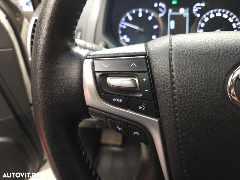 Toyota Land Cruiser 2.8l D-4D 204 CP A/T 7 locuri Luxury AVS Black - 19