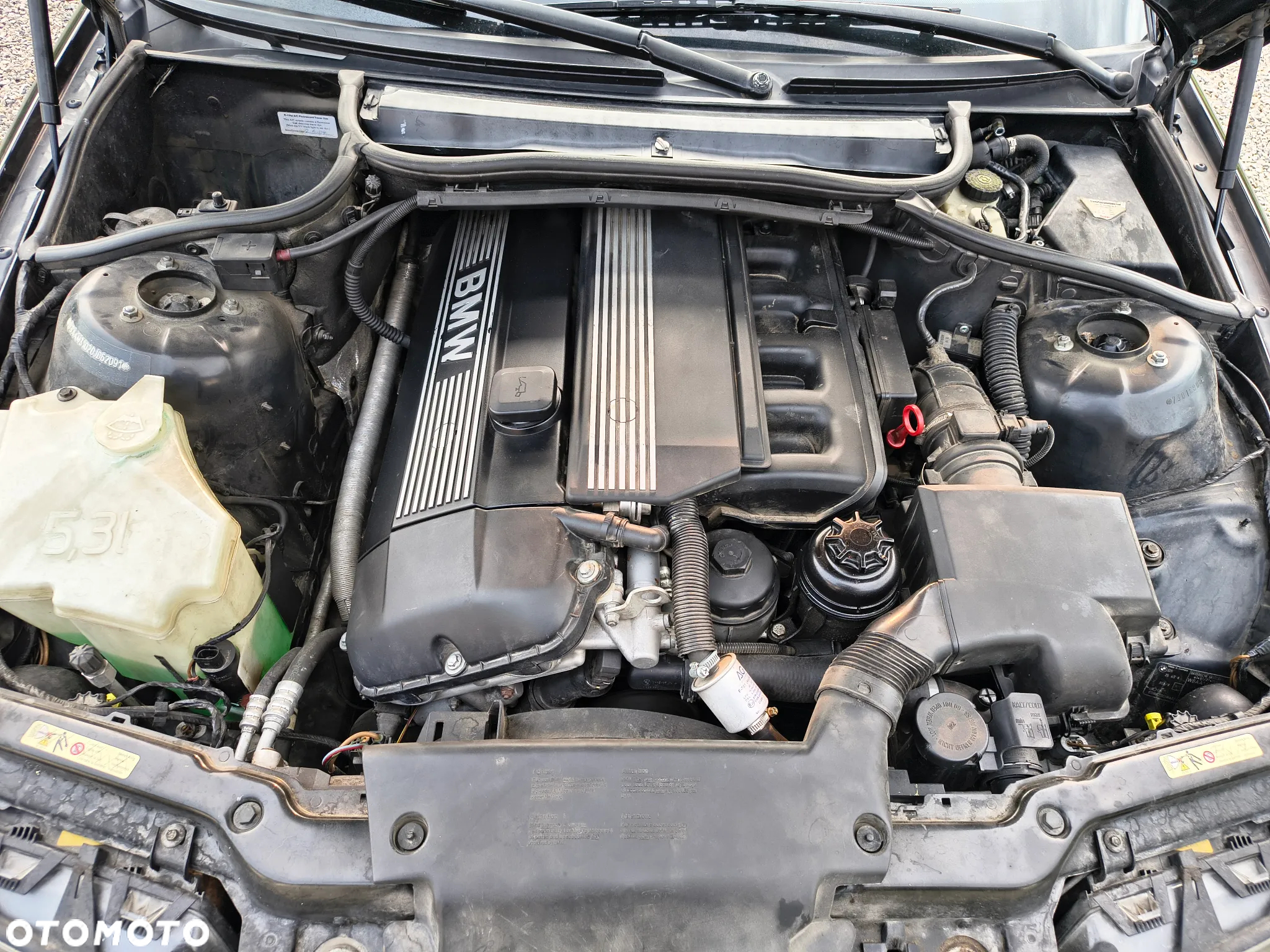 BMW Seria 3 323i - 11