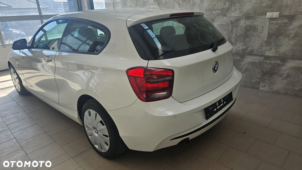 BMW Seria 1 114d - 3