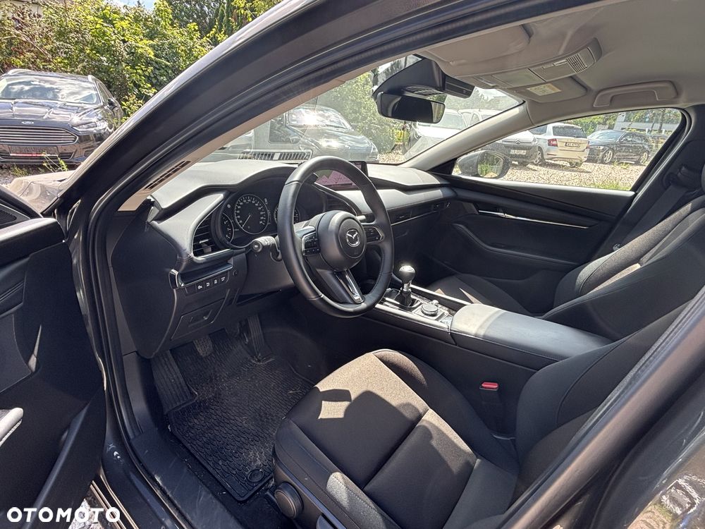 Mazda 3 - 9