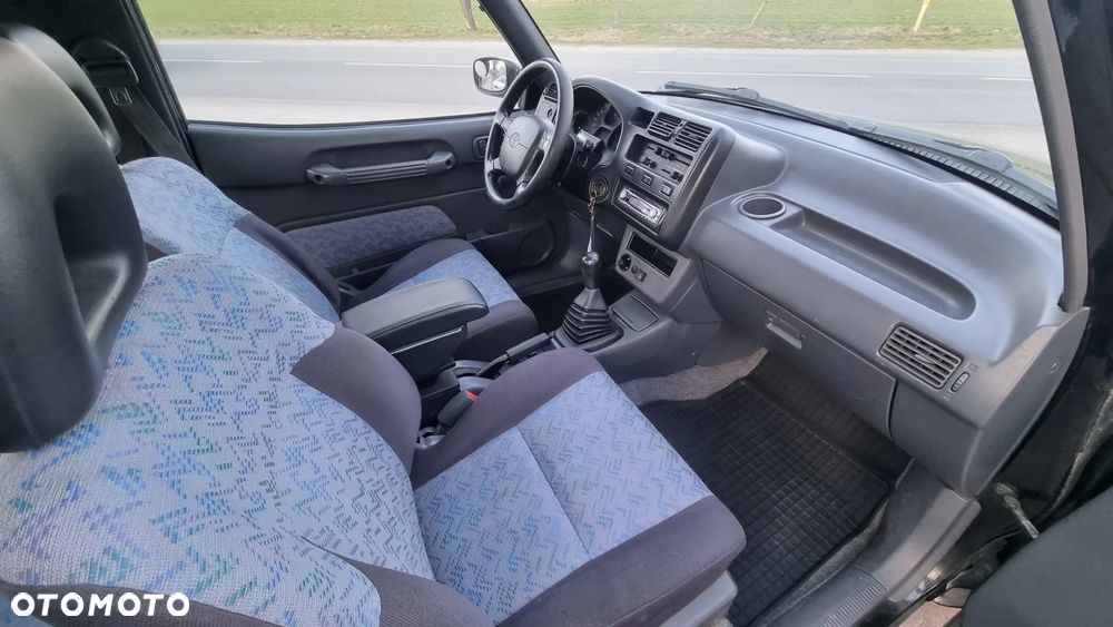 Toyota RAV4 2.0 Fun - 13