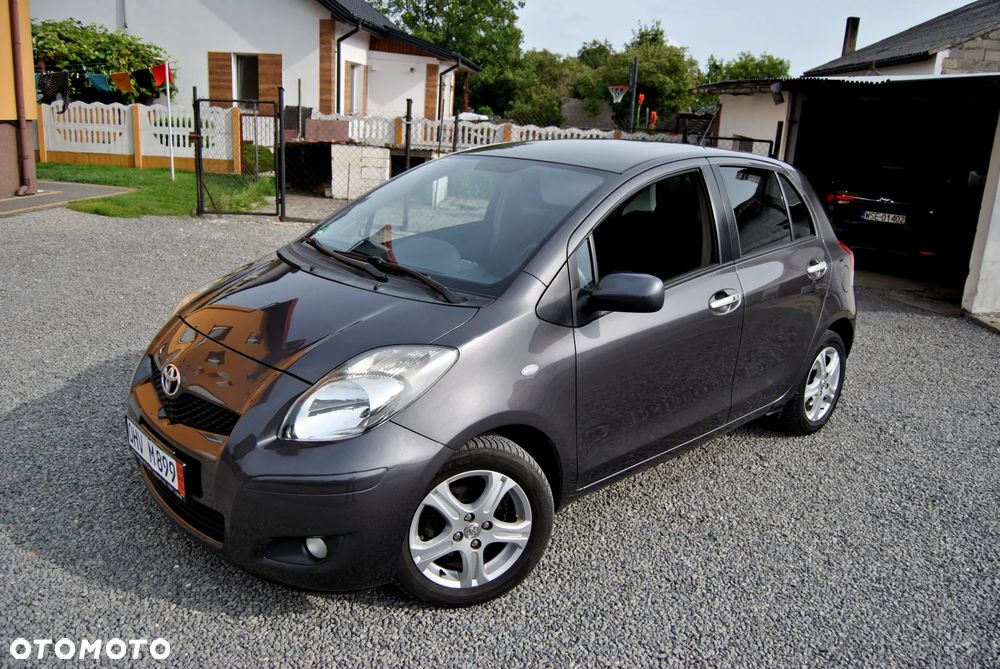 Toyota Yaris 1.33 VVT-i Executive - 16
