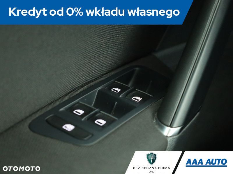 Volkswagen Golf - 13