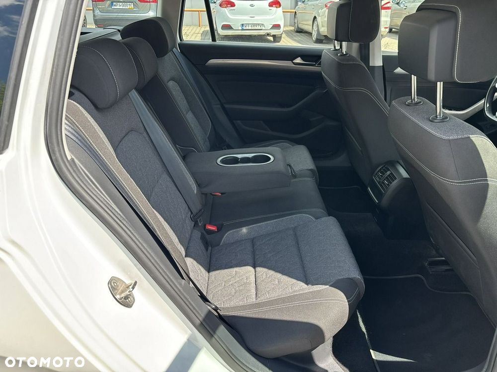 Volkswagen Passat 1.5 TSI EVO Business DSG - 18