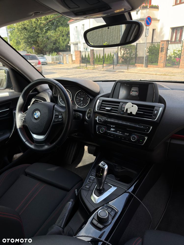 BMW Seria 1 120i Sport Line - 5