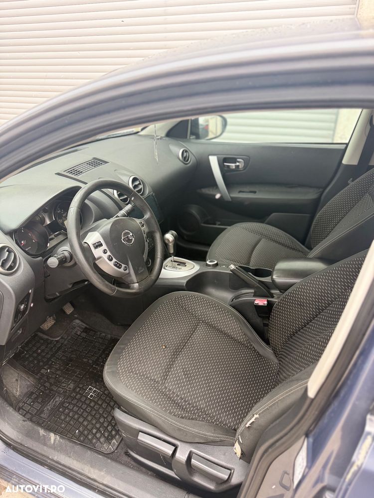 Nissan Qashqai - 11