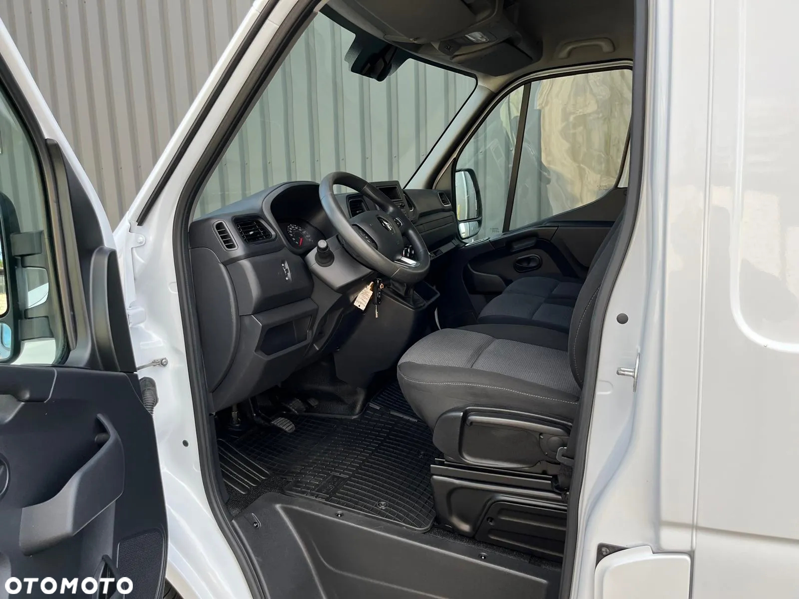 Renault Master - 11