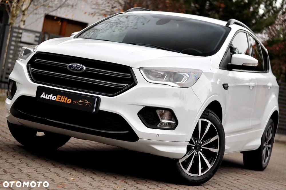 Ford Kuga 1.5 EcoBoost 2x4 ST-Line - 3