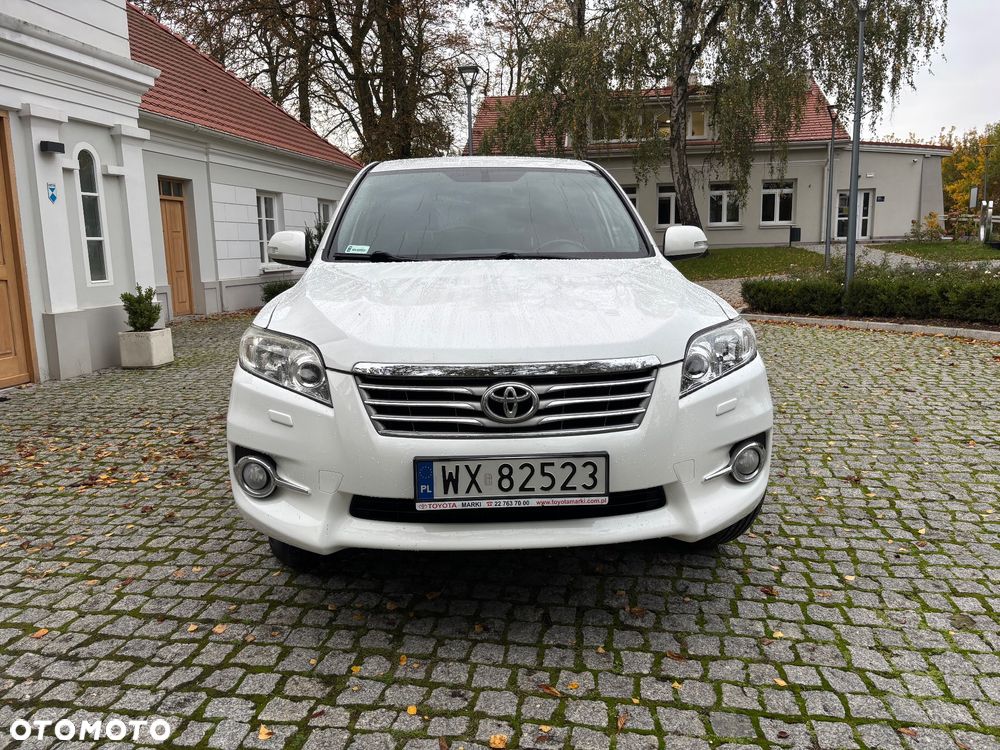 Toyota RAV4 - 6
