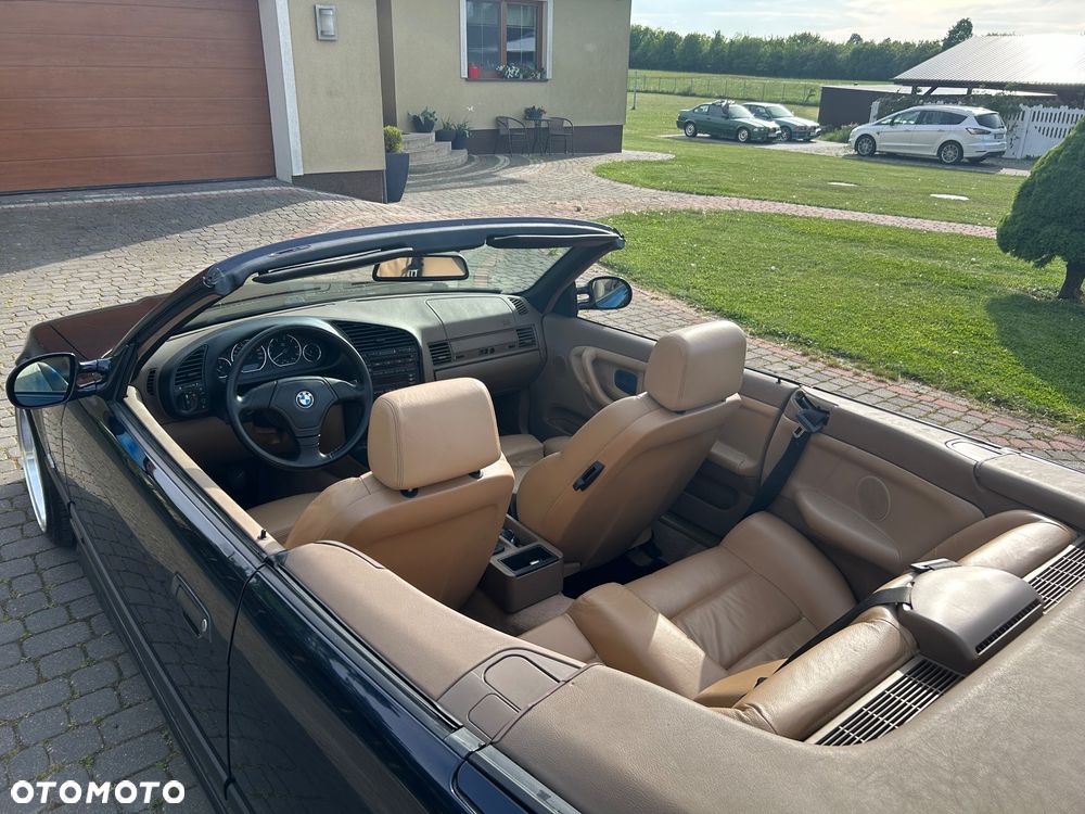 BMW Seria 3 328i - 18