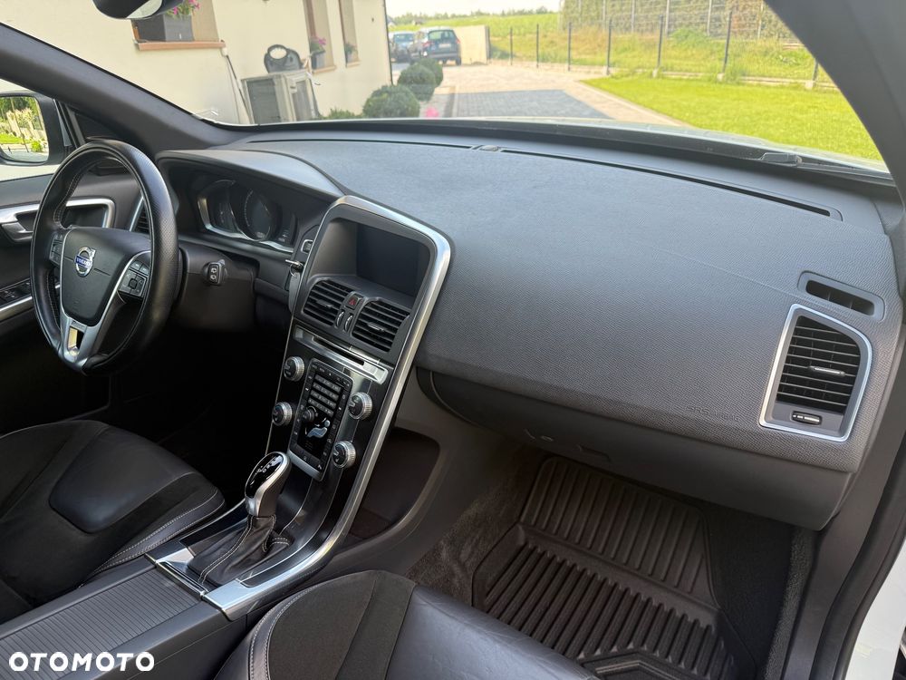 Volvo XC 60 D4 Drive-E Summum - 26