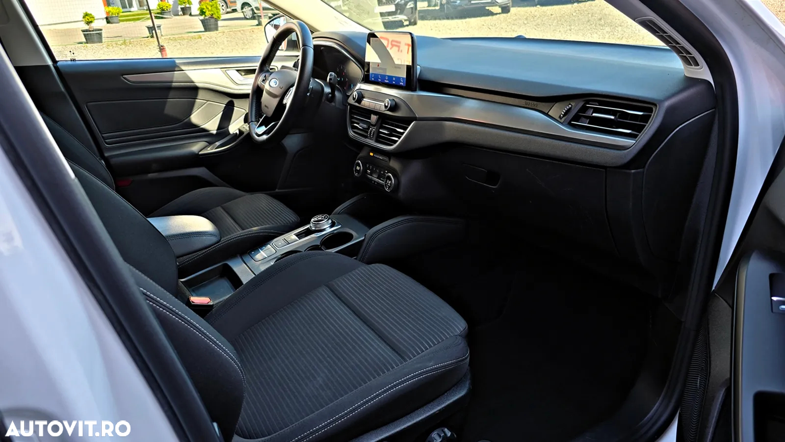 Ford Focus 1.5 EcoBlue Start-Stopp-System Aut. TITANIUM - 8