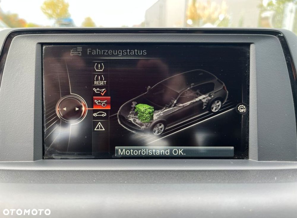 BMW Seria 1 116i - 18
