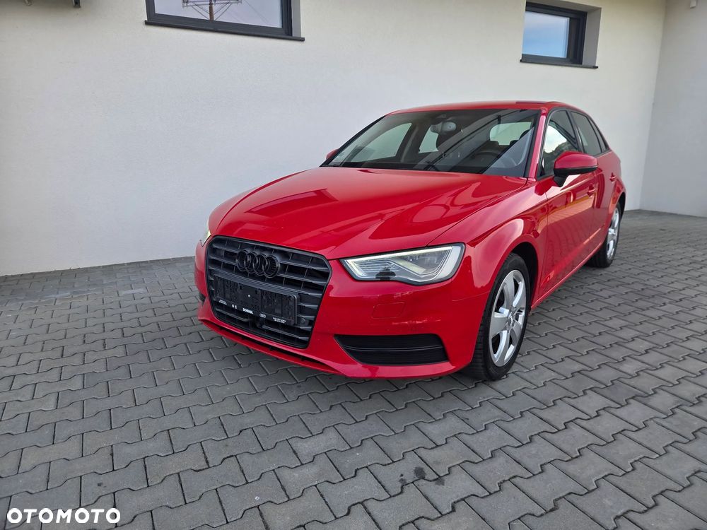 Audi A3 Sportback - 2