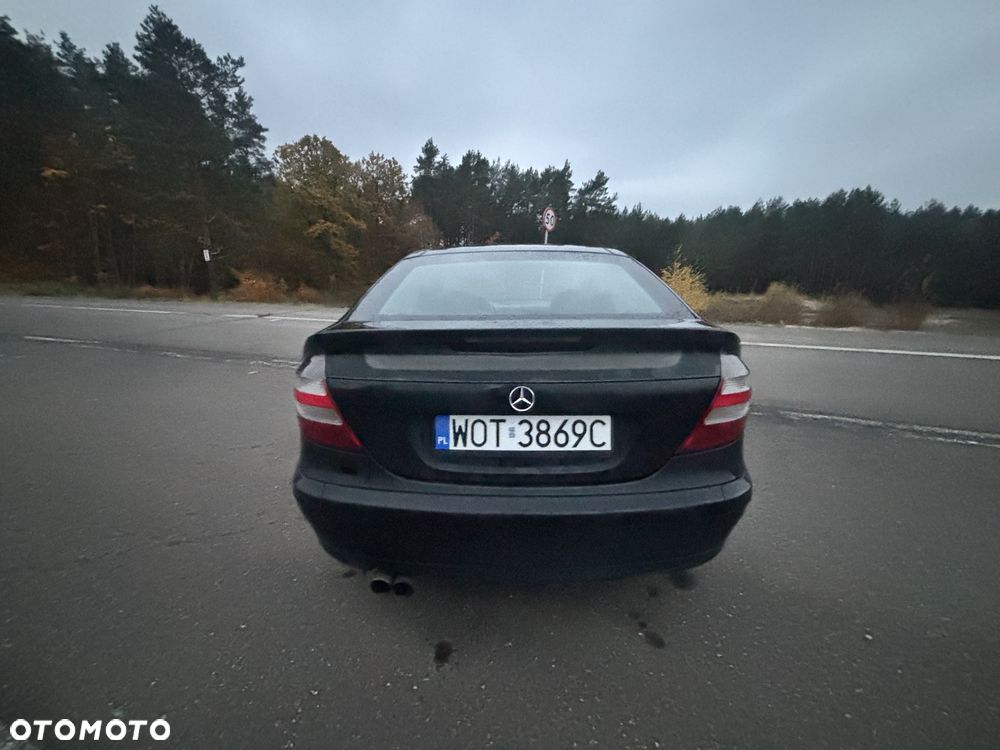 Mercedes-Benz C180 Kompressor 2005 photo 3