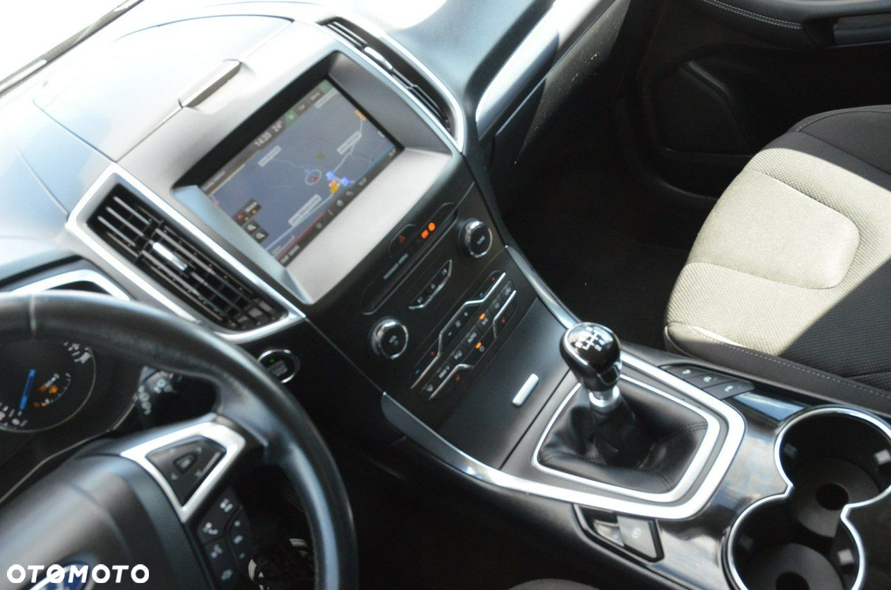 Ford S-Max 1.5 Eco Boost Start-Stopp Titanium - 22