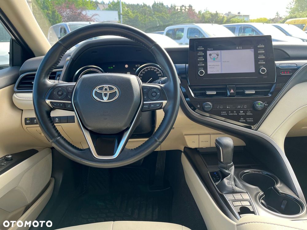 Toyota Camry 2.5 Hybrid Comfort CVT - 11