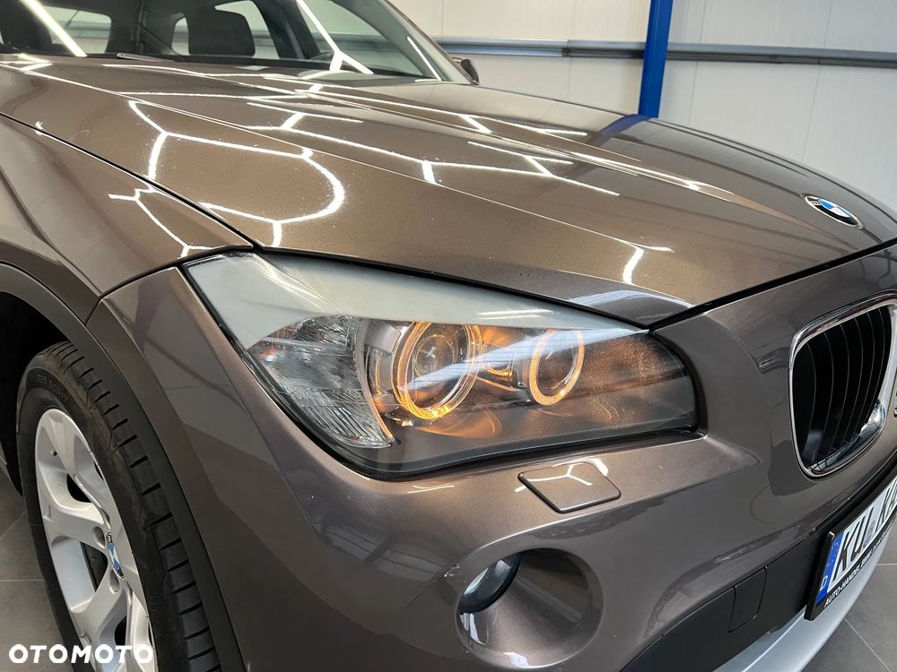 BMW X1 xDrive18d xLine - 22