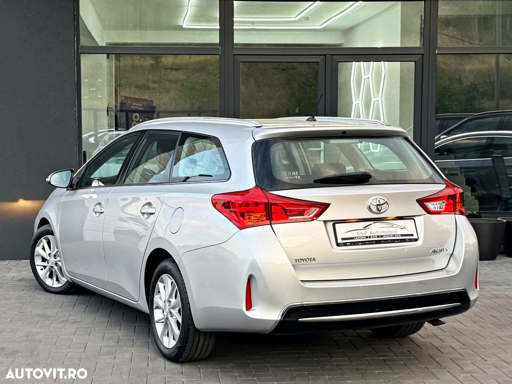 Toyota Auris 1.4 D-4D Unique - 12