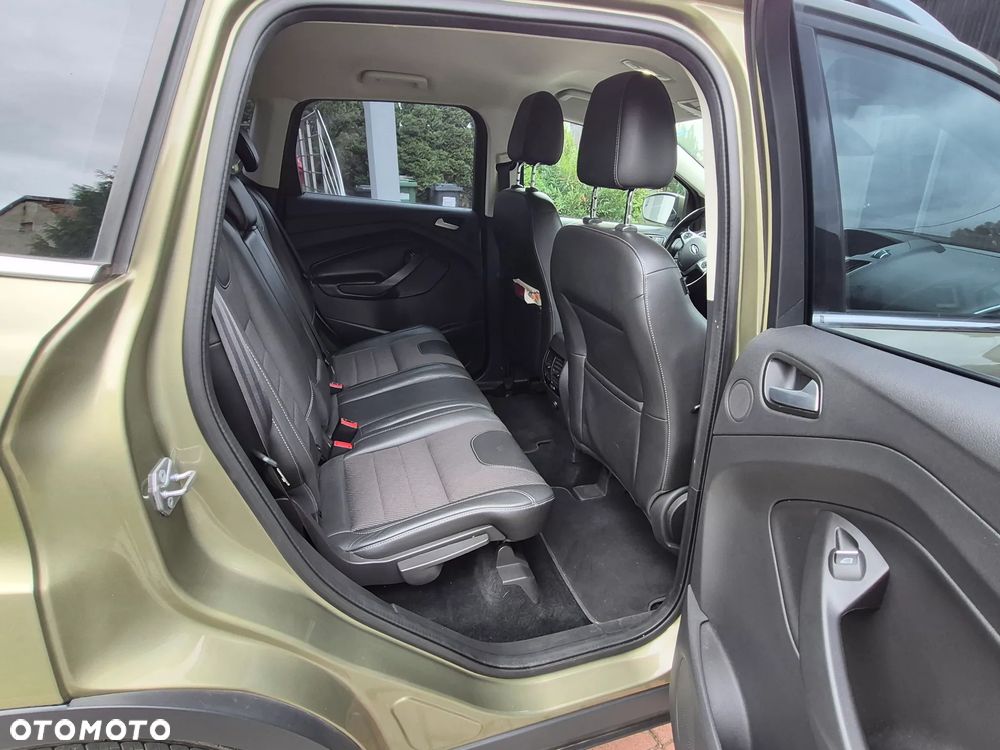 Ford Kuga - 17