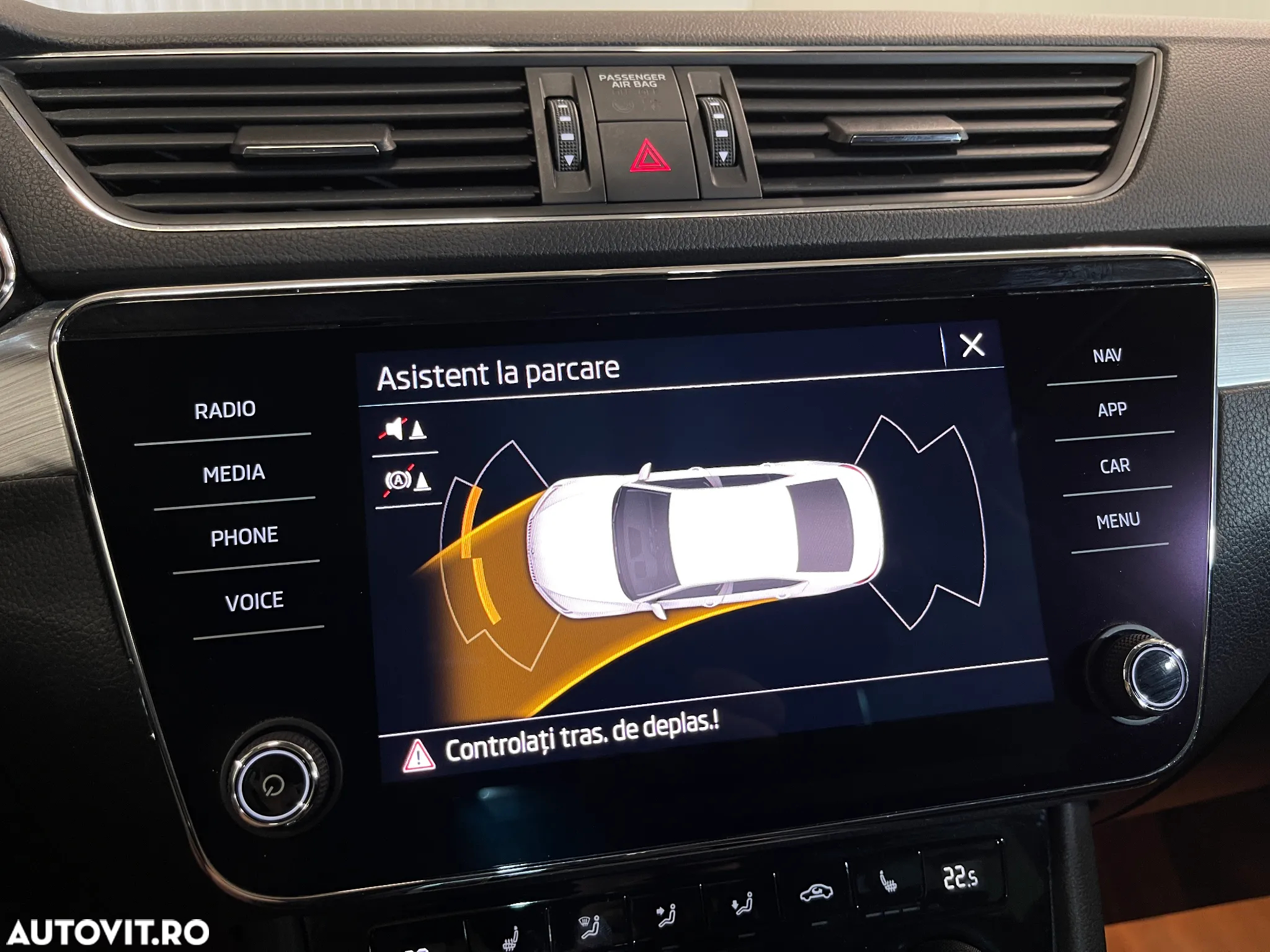 Skoda Superb 1.5 TSI DSG Ambition - 13
