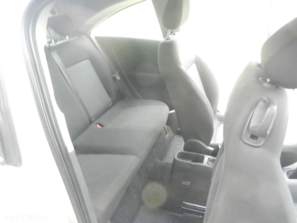 Opel Corsa - 19