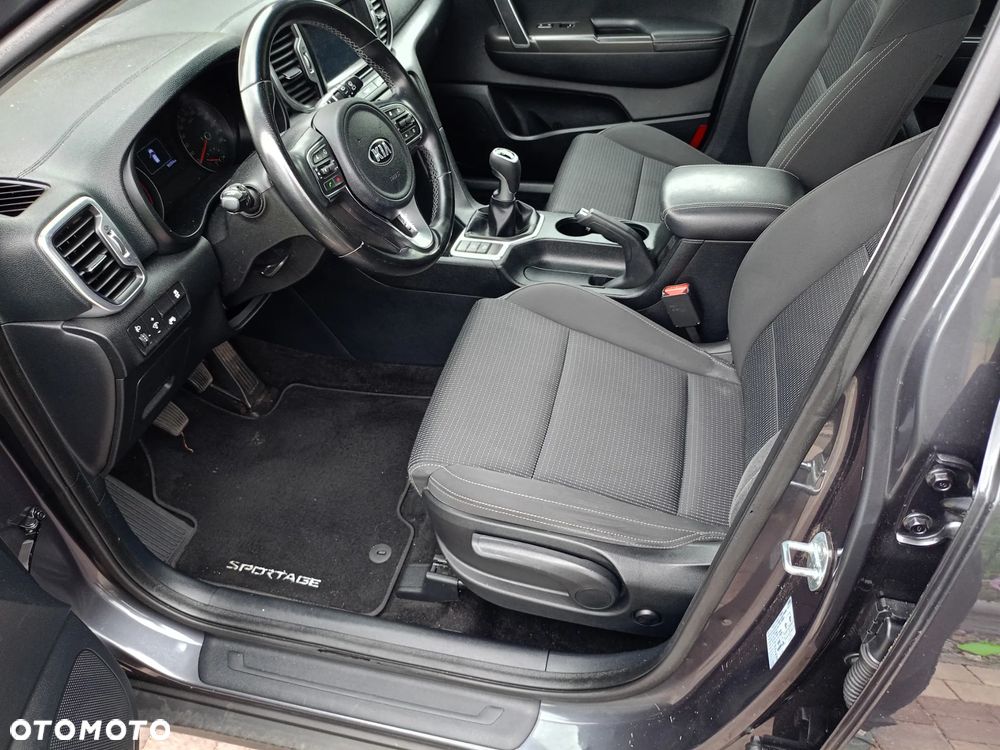 Kia Sportage 1.6 T-GDI 2WD SPIRIT - 12