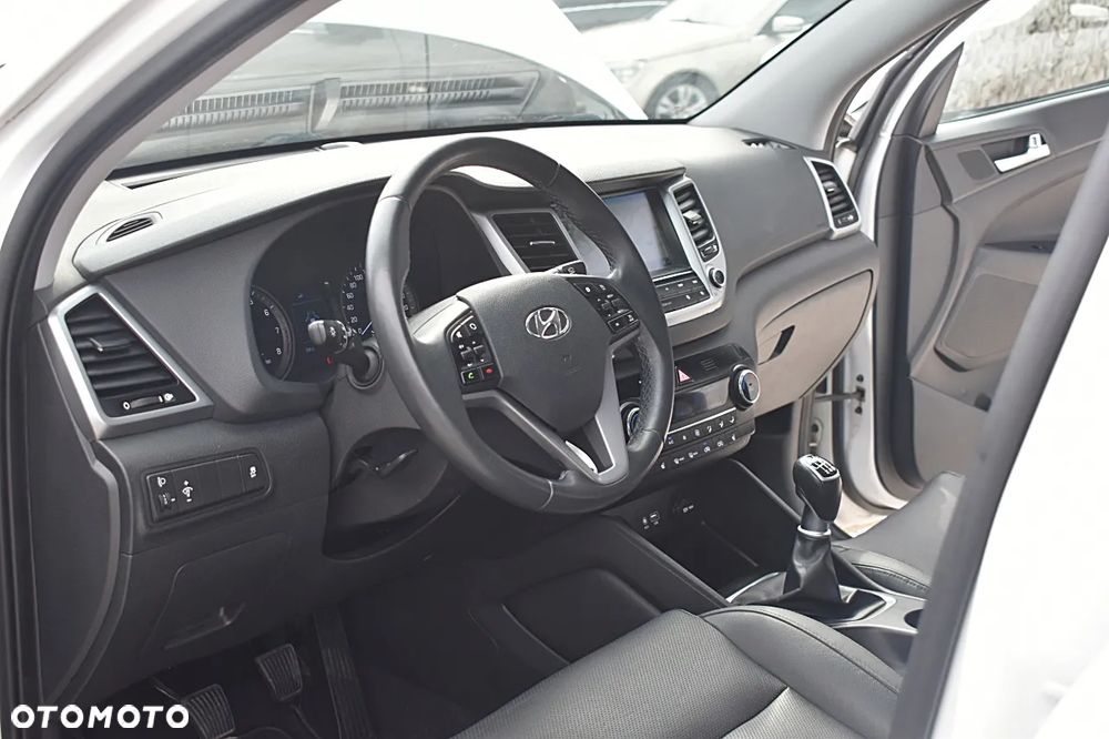 Hyundai Tucson blue 1.6 GDi 2WD Passion - 18